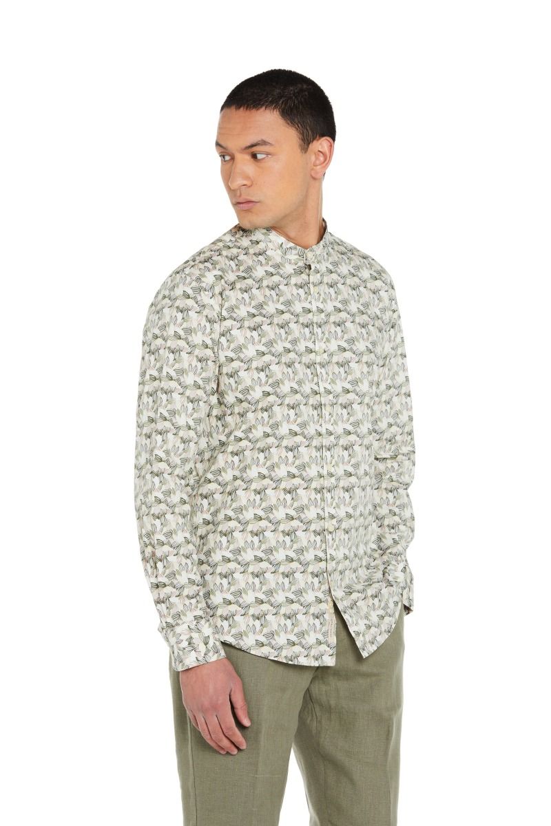 Camicia Stampata Collo Coreano con Motivo Foglie