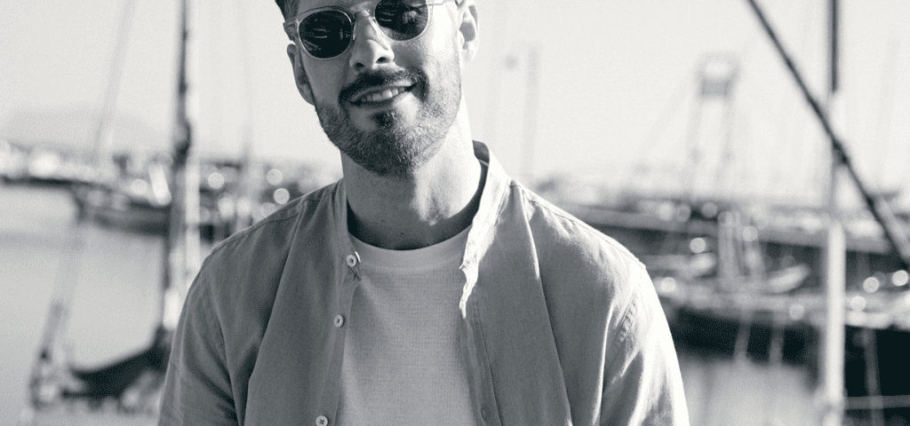 Camicie Uomo e Bermuda: i migliori outfit per le tue vacanze estive